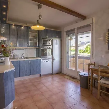 Casa Con Piscina Y Barbacoa